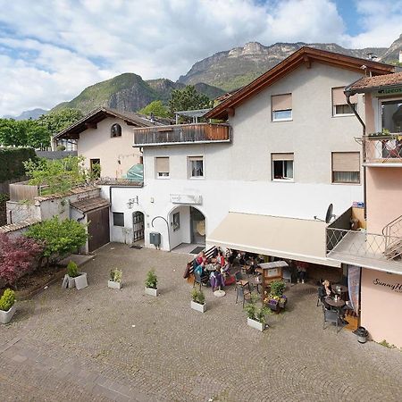 Appartement Wally アッピアーノ・スッラ・ストラーダ・デル・ヴィーノ エクステリア 写真